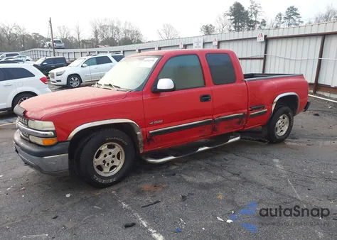 2002 Chevrolet Silverado 1500 Ls z USA, uszkodzony, nr VIN 1GCEC19T62Z117502